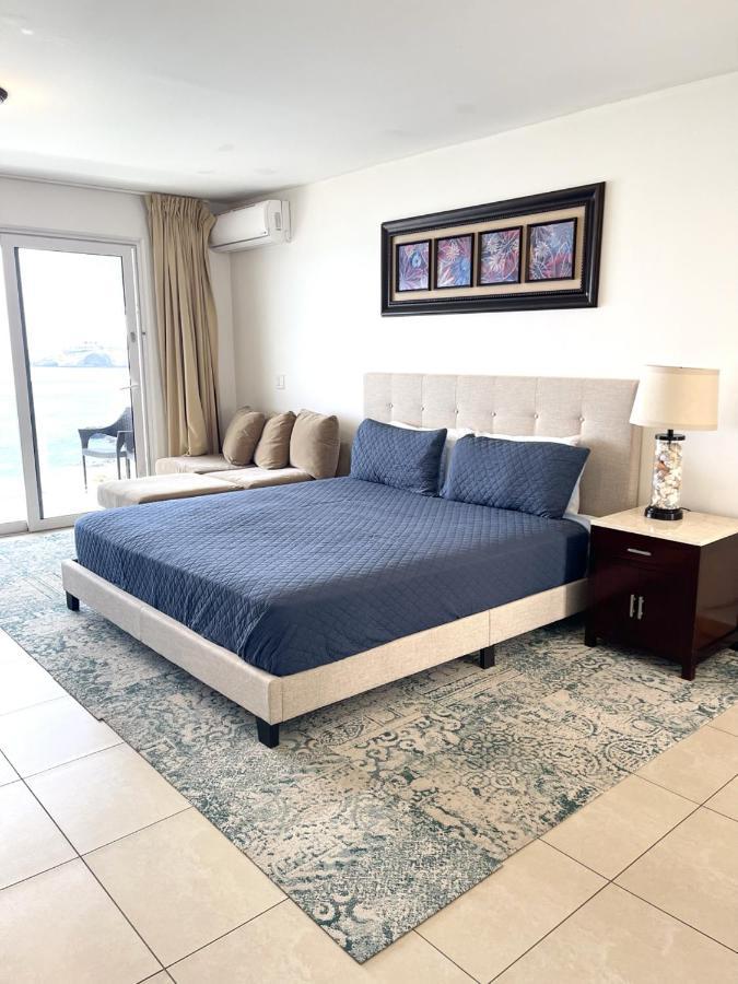 Maho Beach House - Grand Studio - Oceanview Suite מראה חיצוני תמונה